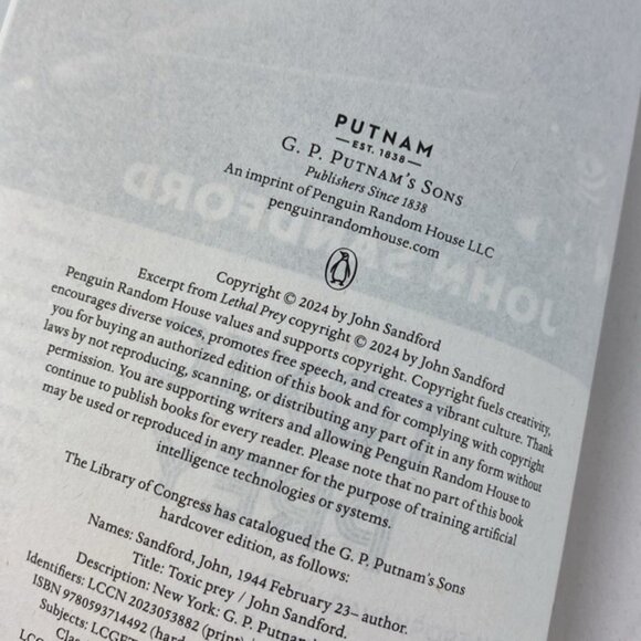 Toxic Prey Novel by John Sandford Paperback Book - Picture 9 of 9